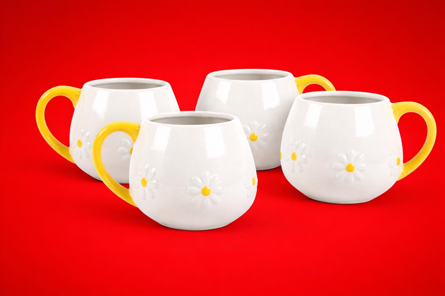 Set of 4 Daisy Rounded Mugs with Free Matching Coasters, Country Kitchen, Giftable